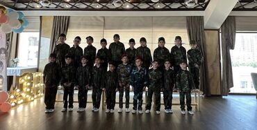Pencəklər: Hərbi forma, 10 - 12 yaş