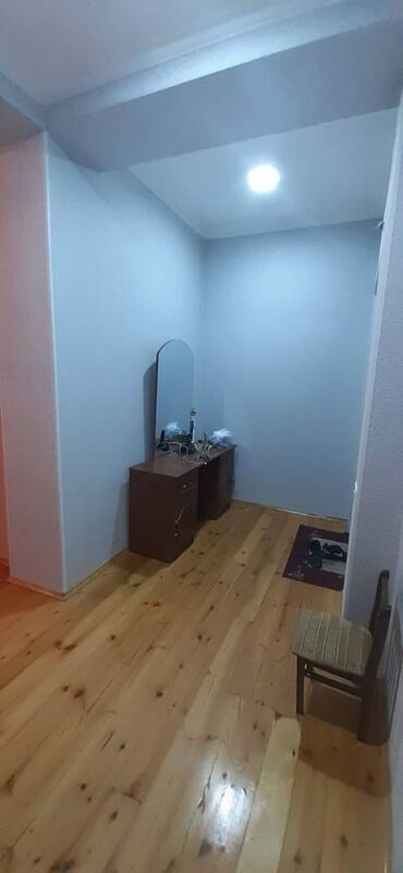 Uzunmüddətli kirayə mənzillər: Həzi Aslanov metrosunun yaxınlığında 18 mertebeli binanın 17-ci — 12