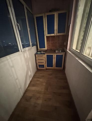 8: Сдается 1‑комнатная квартира в районе Кок‑Жар. - Этаж: 8 из 9 - — 4