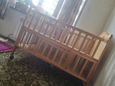 детскую кроватку кроватка к: Детская кроватка из массива дерева - Классическая модель с реечными