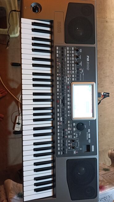 синтезатор korg pa800: Sintezator, Korg