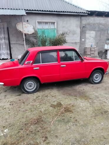 motosiklet satılık: VAZ (LADA) 2111: 1.5 l | 1985 il 300000 km Sedan