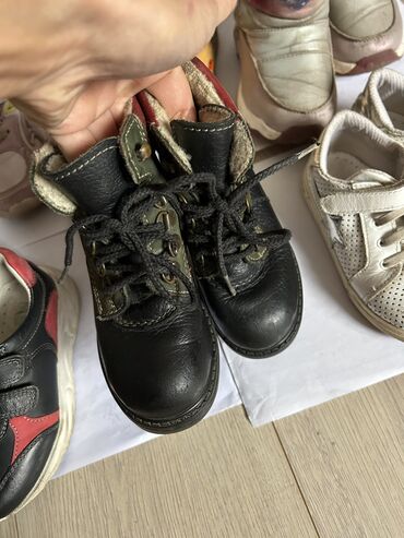 Детская обувь: Отличные ботинки, кроссовки, сапоги для девочки/ мальчика, из — 6