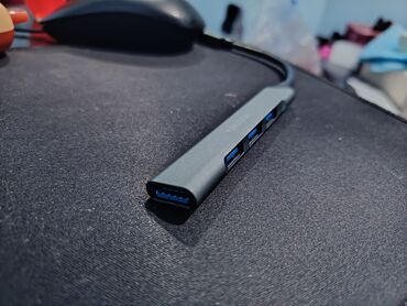 Digər kompüter aksesuarları: Usb port çoxaldıcı 1 portu 4 eded edir tezedi işletmemişem marketde