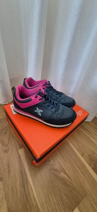 женские кроссовки nike blazer: Qadın/kız idman ayaqqabısı – tünd göy/pembe Flo brendinin Kinextix