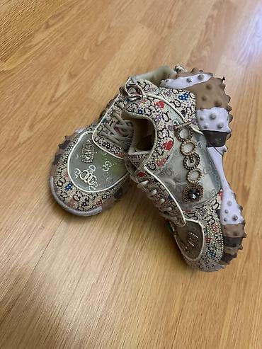 guccı: Krasovkalar gucci hər biri 20 azn çox baha alinib — 5