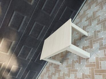 Masalar: Bar masası, Yeni, Kvadrat masa — 15