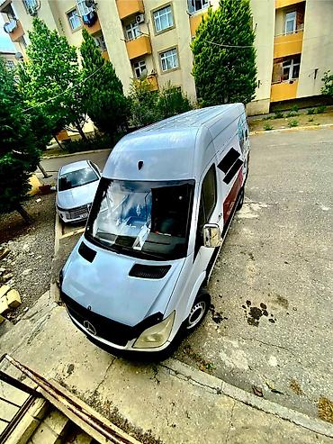 фургоны категории б: Mercedes-Benz Спринтер: 2.2 л | 2008 г. Фургон — 1