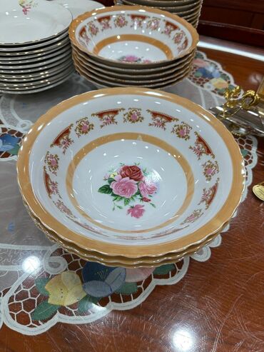 Sup qabları: Sup qabları, 6 ədədli dəst, Keramika, SSRİ — 2