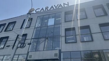 аренда бутика в азия молле: Сдаю Бутик, 12 м², С ремонтом, Действующий, С оборудованием