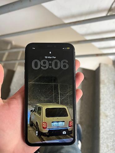 11 sade: IPhone 11, 64 GB, Qara, Face ID — 1