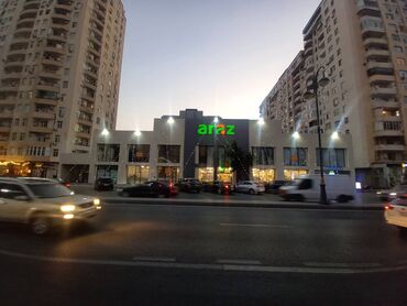 Restoran, kafelər: Baki ş.Xətai r. Gəncə pr.38-də yerləşir. Obyektin 2- ci mərtəbəsi — 11