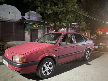жук ташуучу унаа: Volkswagen Passat: 1.8 л, Механика, Газ, Седан