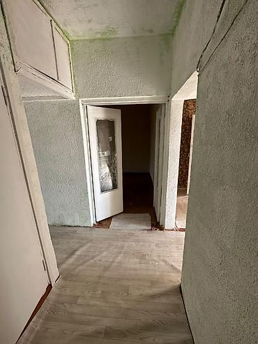kant flat: 3 комнаты, 65 м², 3 этаж — 2