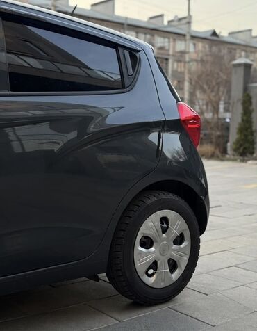 Chevrolet: Chevrolet Spark: 2019 г., 1 л, Вариатор, Бензин, Хэтчбэк — 8