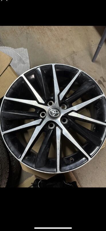 обычные диски: Куйма Дисктер R 18 Toyota, 1 даана, тешиктери - 5, Колдонулган