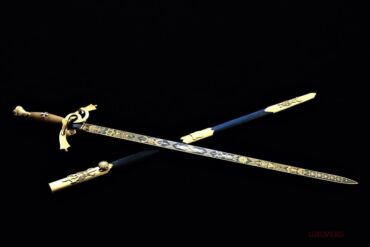 Коллекционные ножи: Продам Масонский меч традиционный из дамасской стали 256 слоев имеется — 1