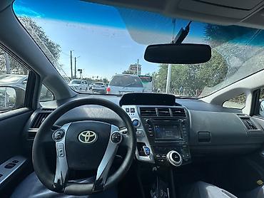 авто аккумуляторы бишкек: Toyota Prius V: 2011 г., 1.8 л, Автомат, Гибрид — 6