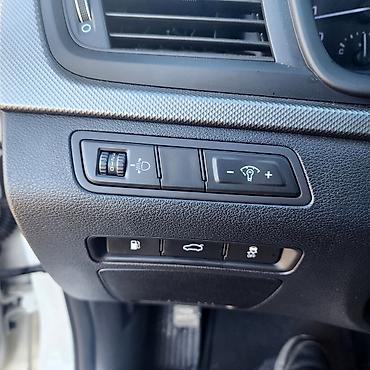 Hyundai: Hyundai Sonata: 2020 г., 2 л, Автомат, Газ, Седан — 11