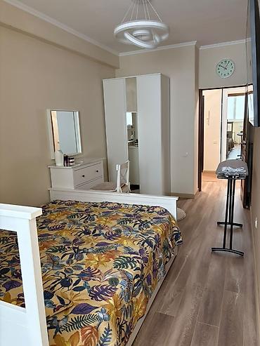 osh flat: 2 комнаты, Политех Собственник, Без животных, от 6 месяцев, от 1 года, С мебелью полностью — 1