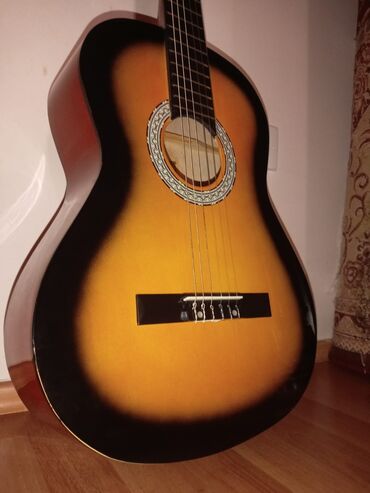 gitar: Klassik gitara, İşlənmiş, Ödənişli çatdırılma