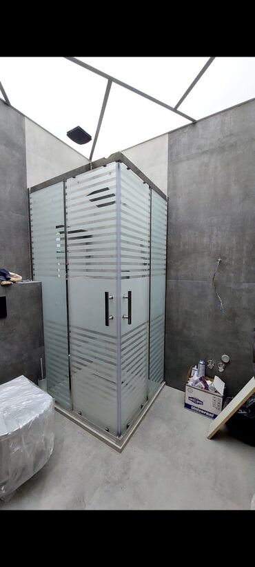 Duş kabinaları, arakəsmələr: Yeni Arakəsmə, Künc üçün, Pulsuz çatdırılma — 2