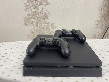 nintendo controller: Sony PlayStation 4 Slim (CUH‑2xxx) + 2 беспроводных геймпада DualShock — 1