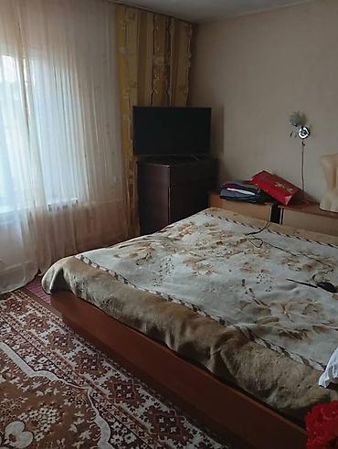 Продажа коттеджей и домов: 🏡 Продаётся кирпичный дом в районе Аламединского рынка 📍 Адрес: ул — 10