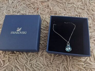 starinski nakit: Pendant necklace, Swarovski