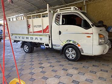 малые грузовики: Hyundai Porter (Porter II) — компактный бортовой грузовик. Основные — 4