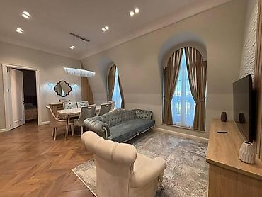 Kirayə mənzillər: İcarəyə verilir 3 otaqlı yeni tikili 110 m², Ağ şəhər q. Kateqoriya — 2