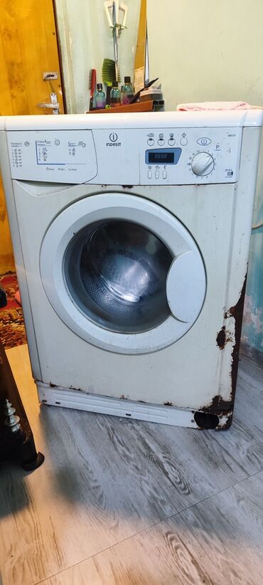 indezit: Paltaryuyan maşın Indesit, 6 kq, İşlənmiş, Avtomat, Qurutma var, Ünvandan götürmə