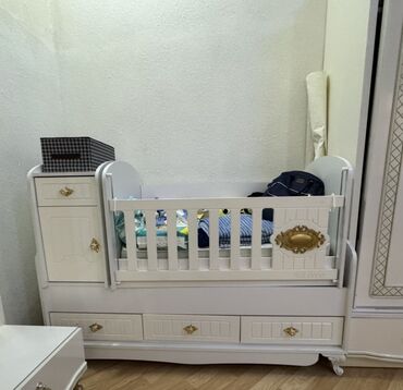dini sekiller qiz oglan: Oğlan və qız üçün, Beşik