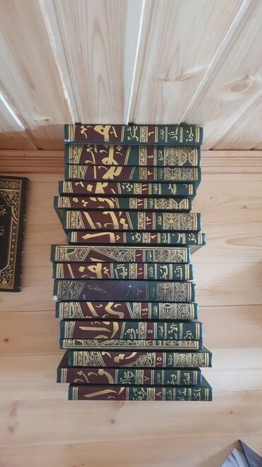 Dini kitablar: Kitablar satılır ucuz — 10