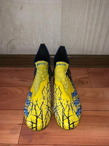 сумка новый: Футбольные бутсы без шнурков adidas Predator размер 38 адрес Ош Хбк — 2