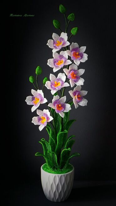 Декоративные цветы: Изготавливаю деревья и цветы из бисера все ручная работа. на — 20