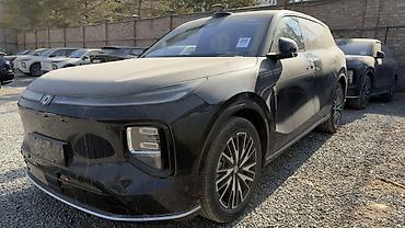 чанган юни з 2025: Changan Qiyuan Q07: 2025 г., 1.5 л, Робот, Электромобиль, Кроссовер — 1