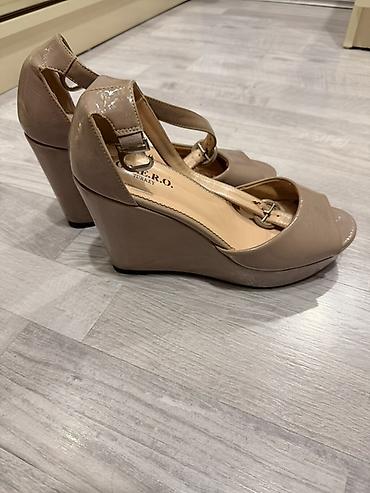 apple kemer: GUERRO (Turkey) qadın platformalı sandal - Model: açıq burunlu, wedge — 2