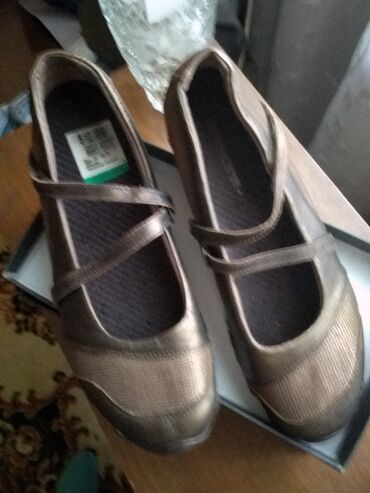 женская обувь 40 размер: Туфли Skechers, 40, цвет - Коричневый