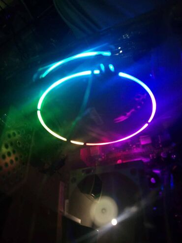 Desktop računari i radne stanice: Gejmer A10 Apy Jaka Gejming Mašina-Cinii mi se da je fabricki GEJMER — 1