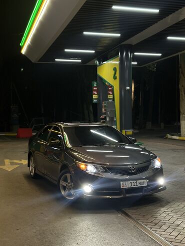 таета фуранер: Toyota Camry: 2012 г., 2.5 л, Автомат, Бензин, Седан