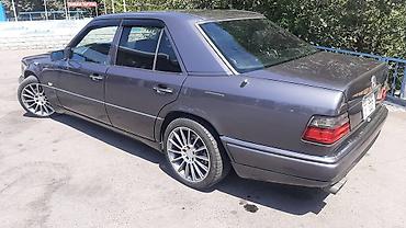 124: Mercedes-Benz W124: 1995 г., 3.2 л, Автомат, Газ, Седан — 2