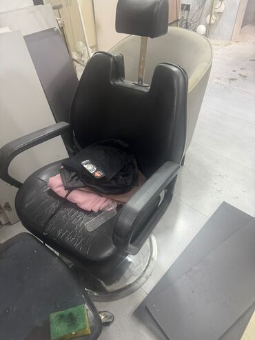 salon ucun aboylar: Saş kəsimi kreslosu