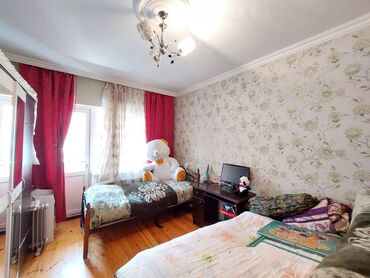 Köhnə tikili: Bakı, 4 otaqlı, Köhnə tikili, m. Həzi Aslanov, 100 kv. m — 4