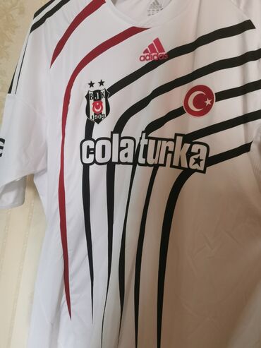 isma qartal v Azərbaycan | VELOSIPEDLƏR: Beşiktaş'ın 2009-2010 sezonunda geyindiyi qartal pənçəsi model