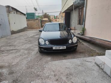 turbo az dort goz 220: Mercedes-Benz E 220: 2.2 l | 2004 il Sedan