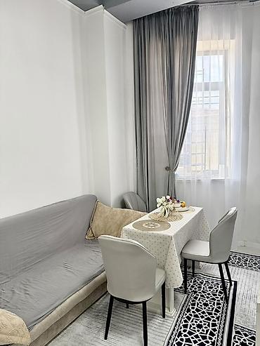 Продажа квартир: 3 комнаты, 56 м², 1 этаж — 19