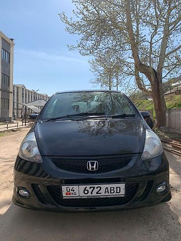 Honda: Honda Fit: 2005 г., Хэтчбэк — 4