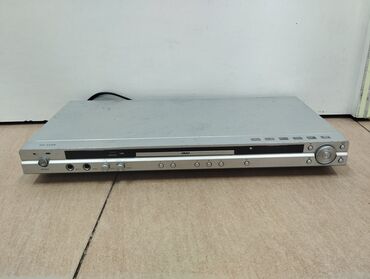 Dv-310S Dvd player disk gostermey ucun usb yerde var pultu yoxdur az