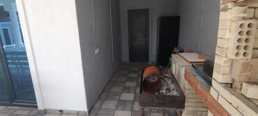 Günlük kirayə evlər: 180 kv. m, 5 otaqlı, Kombi, Qaz, İşıq — 11